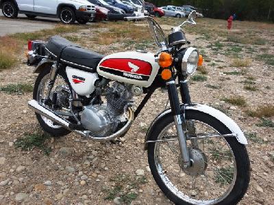 71 Honda CB 100