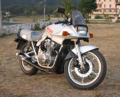 81 Suzuki GSX 1100 S Katana