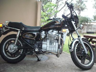 82 Honda GL 500 Silver Wing (reduced effect)
