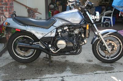 84 Honda VF 1100 S Sabre V65