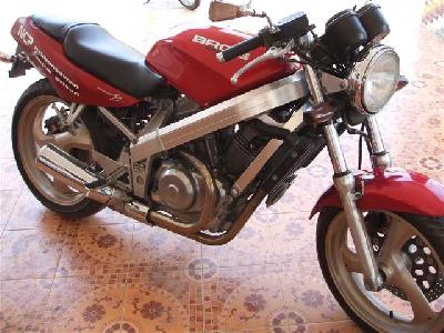 90 Honda NT 650 Hawk GT