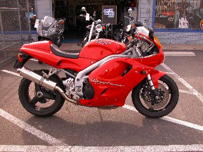 99 Triumph Daytona 955i