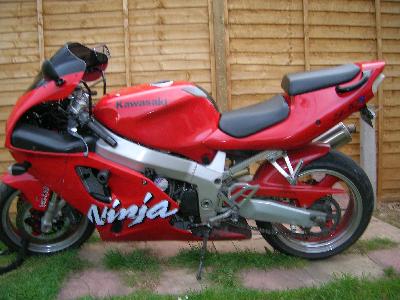 99 Kawasaki ZX-7R Ninja