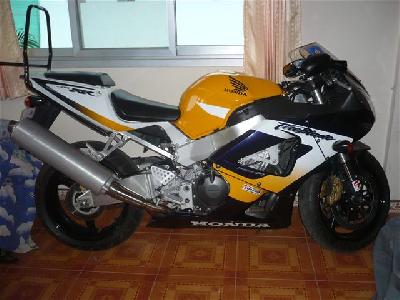 01 Honda CBR 900 RR Fireblade