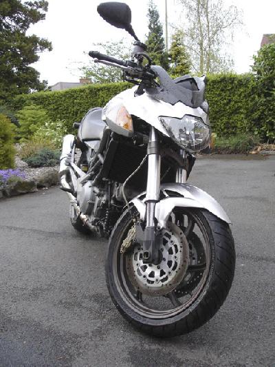 01 Cagiva V-Raptor 1000