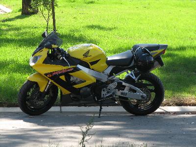 01 Honda CBR 900 RR Fireblade