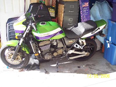 01 Kawasaki ZRX 1200 R
