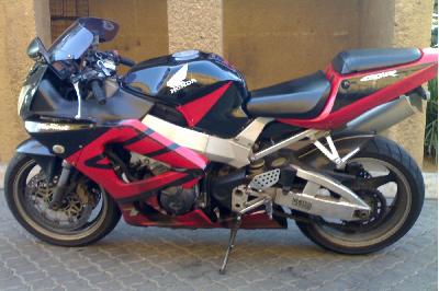 02 Honda CBR 954 RR