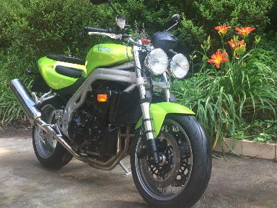 03 Triumph Speed Triple