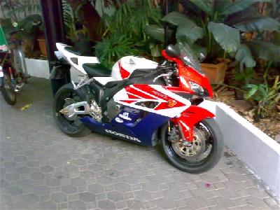 04 Honda CBR 1000 RR