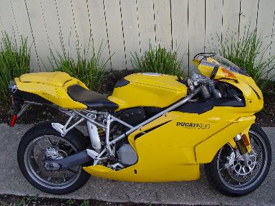 04 Ducati 999