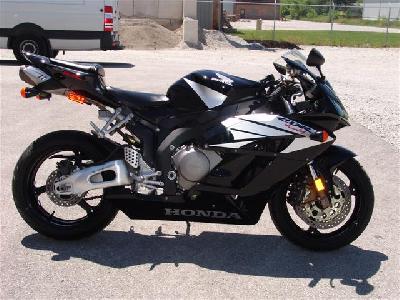 05 Honda 919 / CB 900 F