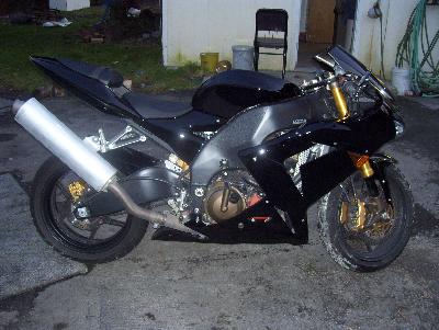 05 Kawasaki Ninja ZX-10 R