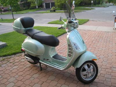 05 Vespa Granturismo 200 L