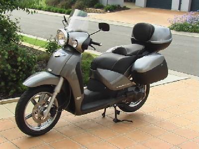 06 Aprilia Scarabeo 250