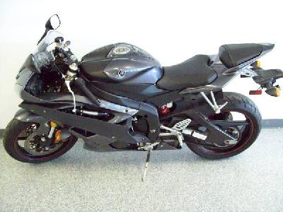 06 Yamaha YZF-R1