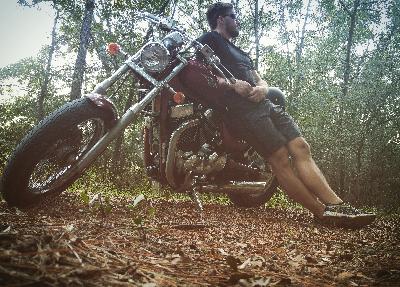 06 Suzuki Boulevard S83