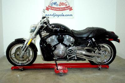 06 Harley-Davidson VRSCR Street Rod