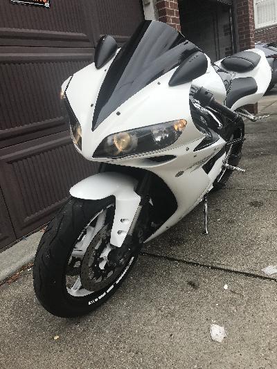 06 Yamaha YZF-R1