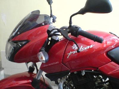07 Bajaj Pulsar 220 DTS-Fi
