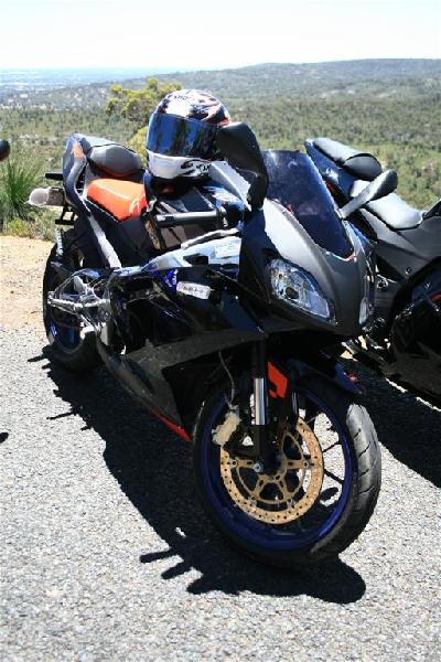 08 Aprilia RS 125