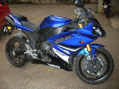 08 Yamaha YZF-R1