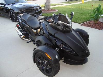 09 Can-Am Spyder Roadster SM5