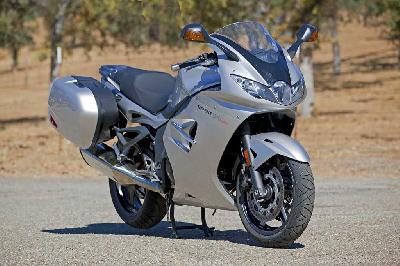 11 Triumph Sprint GT