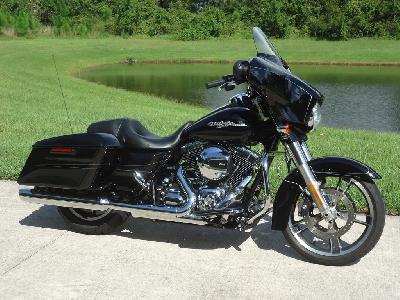 14 Harley-Davidson Street Glide Special