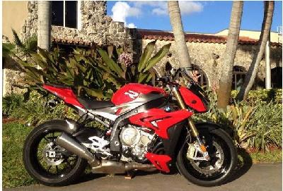 14 BMW S 1000 RR