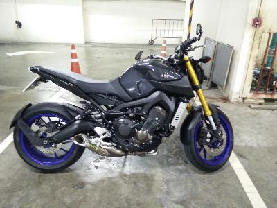 14 Yamaha FZ-09